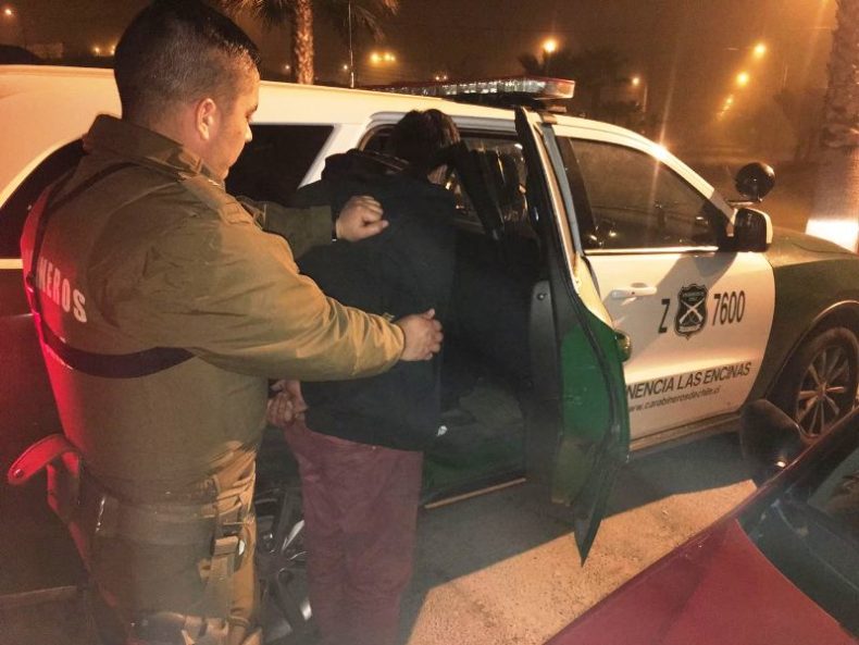 Conductor sin licencia se dio a la fuga e intentó atropellar a ...