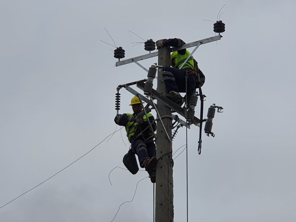 Robo de cables deja sin suministro eléctrico durante 19 horas a 2.500 clientes de La Higuera